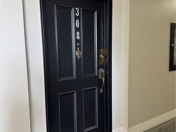 19029 Nordhoff Street 308, Northridge CA 91324