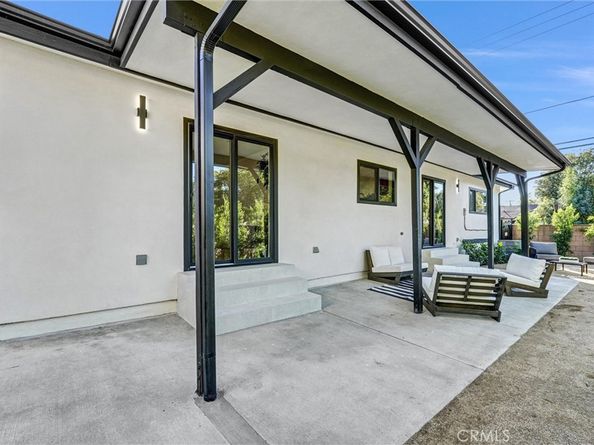 15577 Otsego Street, Encino CA 91436