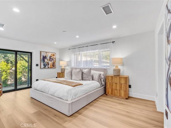 15577 Otsego Street, Encino CA 91436