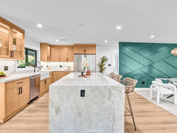 15577 Otsego Street, Encino CA 91436