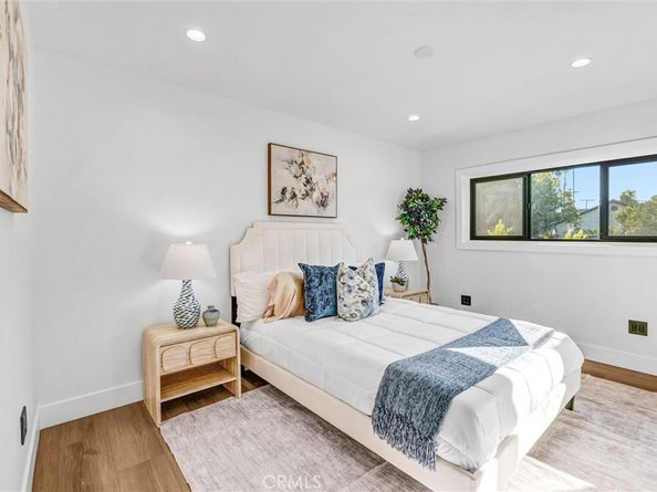 15577 Otsego Street, Encino CA 91436