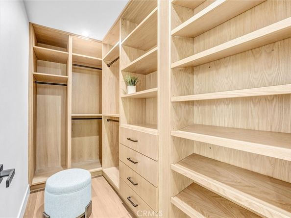 15577 Otsego Street, Encino CA 91436