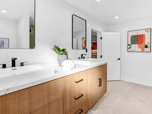 15577 Otsego Street, Encino CA 91436