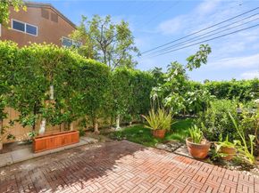 7600 N Courage Way, Van Nuys CA 91405