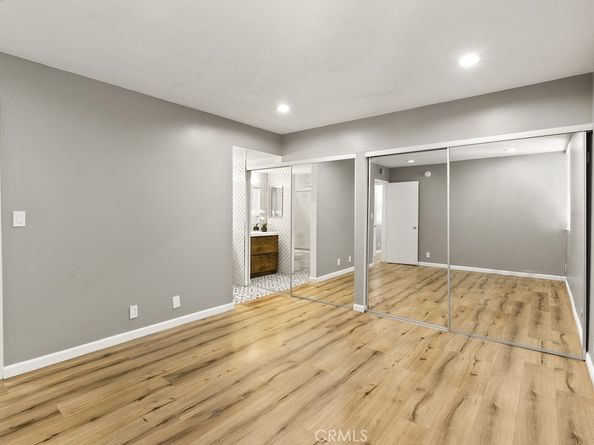 18620 Hatteras Street 223, Tarzana CA 91356