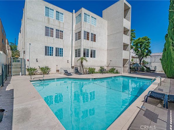 5050 Coldwater Canyon Avenue 306, Sherman Oaks CA 91423