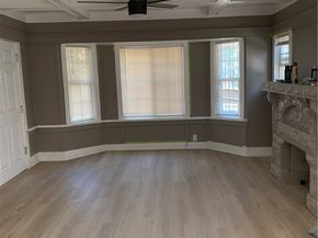 636 W 52nd, Los Angeles CA 90037