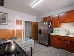 2956 W 15th, Los Angeles CA 90006