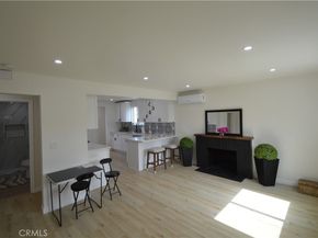 551 W 101 Street, Los Angeles CA 90044