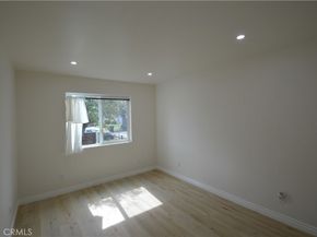 551 W 101 Street, Los Angeles CA 90044