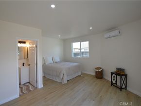 551 W 101 Street, Los Angeles CA 90044