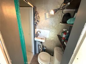 3008 W 30th Street, Los Angeles CA 90018