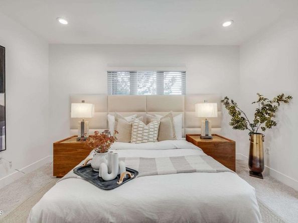 239 S Marengo Avenue 203, Pasadena CA 91101
