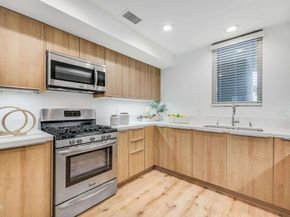 239 S Marengo Avenue 203, Pasadena CA 91101