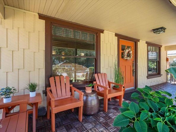 1954 N Garfield Avenue, Pasadena CA 91104