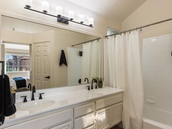 13945 Lemoli Avenue, Hawthorne CA 90250