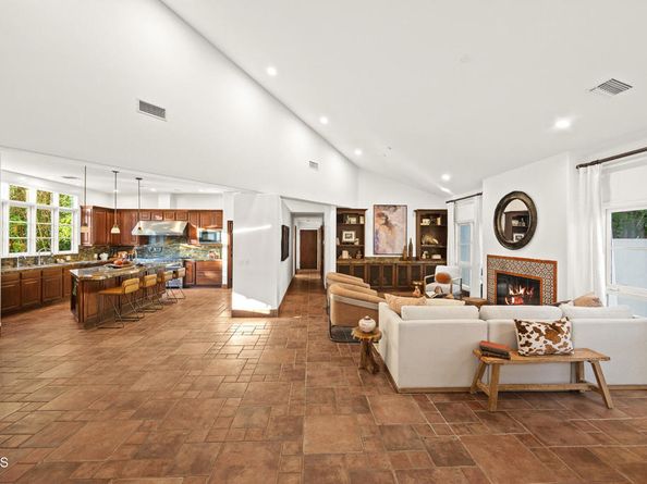 1533 Rancho Avenue, Glendale CA 91201