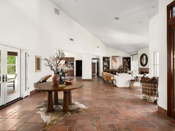 1533 Rancho Avenue, Glendale CA 91201