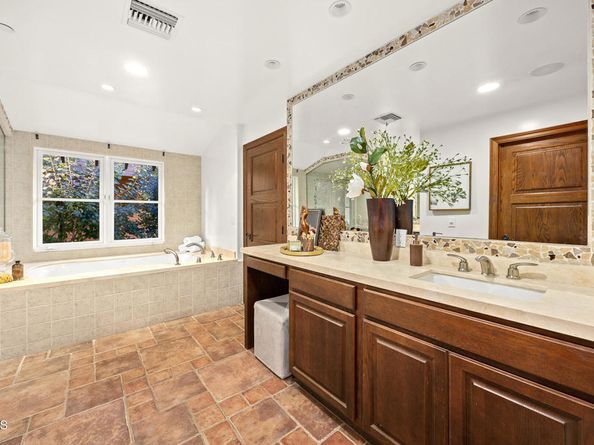 1533 Rancho Avenue, Glendale CA 91201