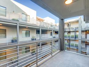 178 S Euclid Avenue 310, Pasadena CA 91101