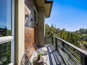 475 Rustic Drive, Los Angeles CA 90065
