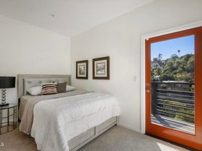 475 Rustic Drive, Los Angeles CA 90065