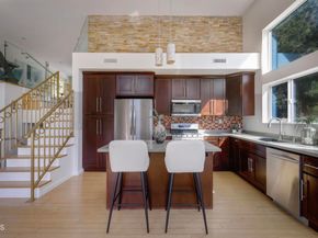 475 Rustic Drive, Los Angeles CA 90065