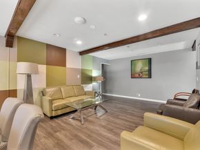 15743 Covello Street, Lake Balboa CA 91406