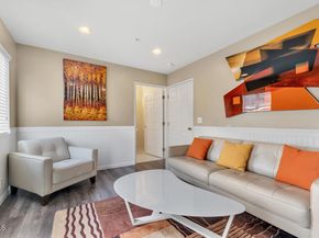 15743 Covello Street, Lake Balboa CA 91406