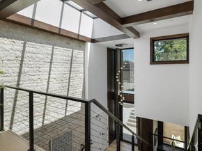 4209 Sea View Lane, Los Angeles CA 90065