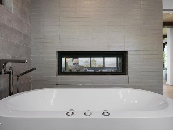 4209 Sea View Lane, Los Angeles CA 90065