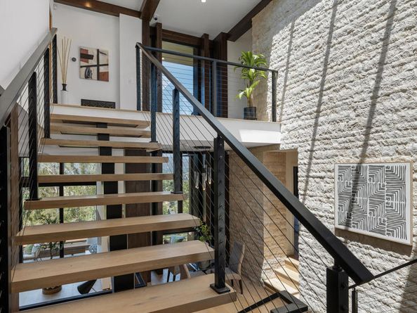 4209 Sea View Lane, Los Angeles CA 90065