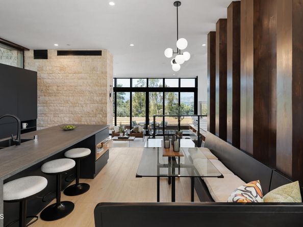 4209 Sea View Lane, Los Angeles CA 90065