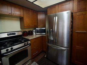 1931 E Huntington Drive F, Duarte CA 91010