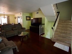 1931 E Huntington Drive F, Duarte CA 91010