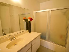 1931 E Huntington Drive F, Duarte CA 91010