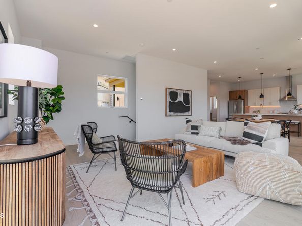 3874 W Point Drive, Los Angeles CA 90065