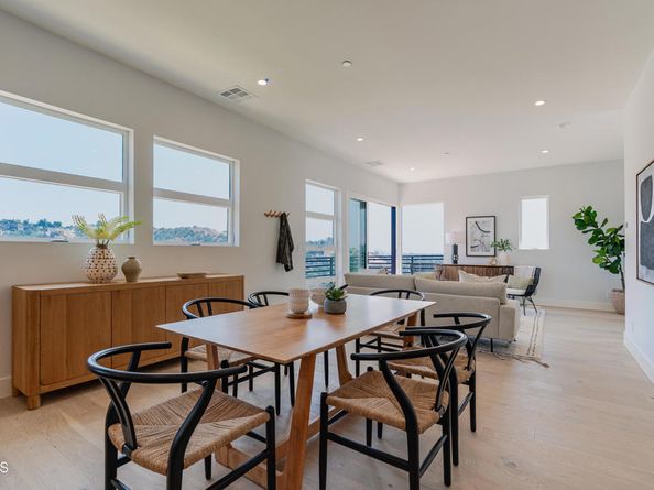 3874 W Point Drive, Los Angeles CA 90065
