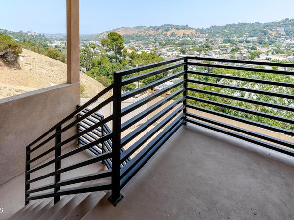 3874 W Point Drive, Los Angeles CA 90065