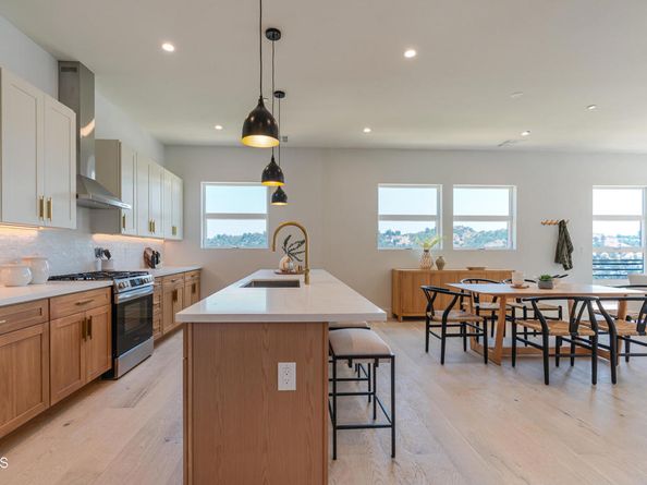 3874 W Point Drive, Los Angeles CA 90065