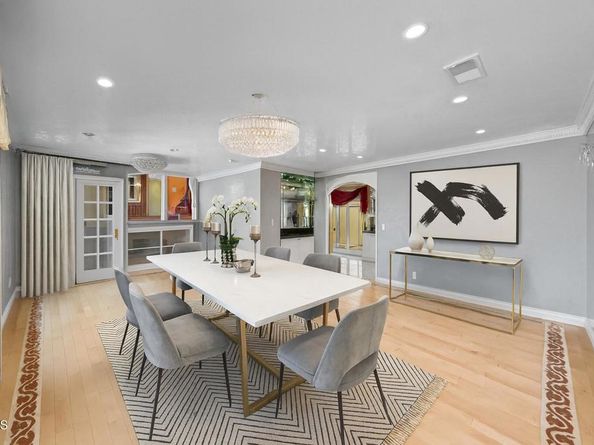 1118 Oberlin Drive, Glendale CA 91205