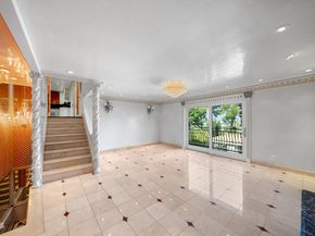 1118 Oberlin Drive, Glendale CA 91205