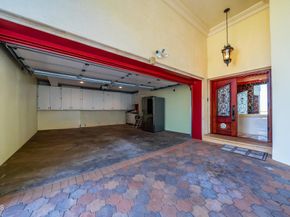 1118 Oberlin Drive, Glendale CA 91205