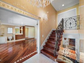 1118 Oberlin Drive, Glendale CA 91205