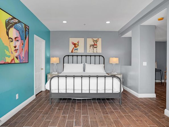 1300 Blue Hill Road, Los Angeles CA 90041