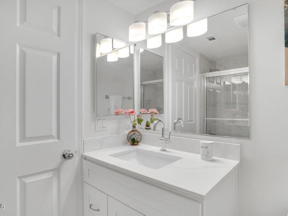 1300 Blue Hill Road, Los Angeles CA 90041