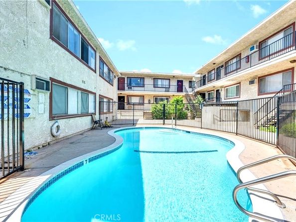 8800 Cedros Avenue 207, Panorama City CA 91402