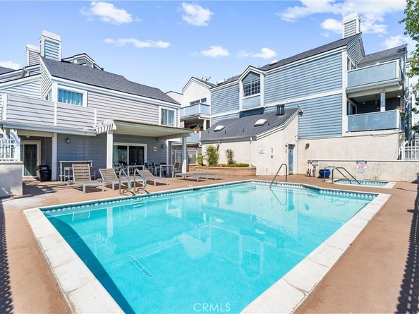 628 Daisy Avenue 311, Long Beach CA 90802
