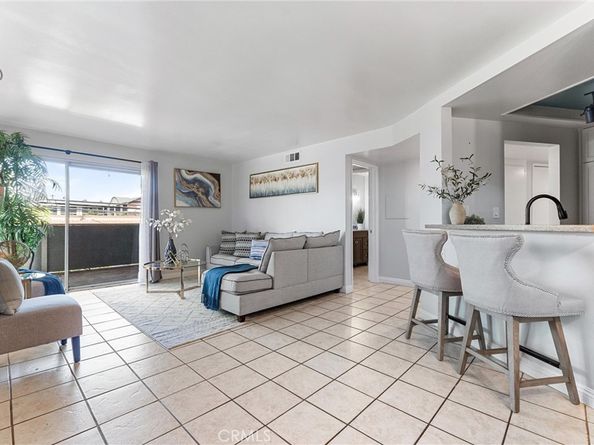 628 Daisy Avenue 311, Long Beach CA 90802