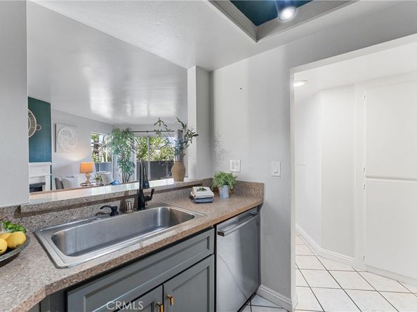 628 Daisy Avenue 311, Long Beach CA 90802